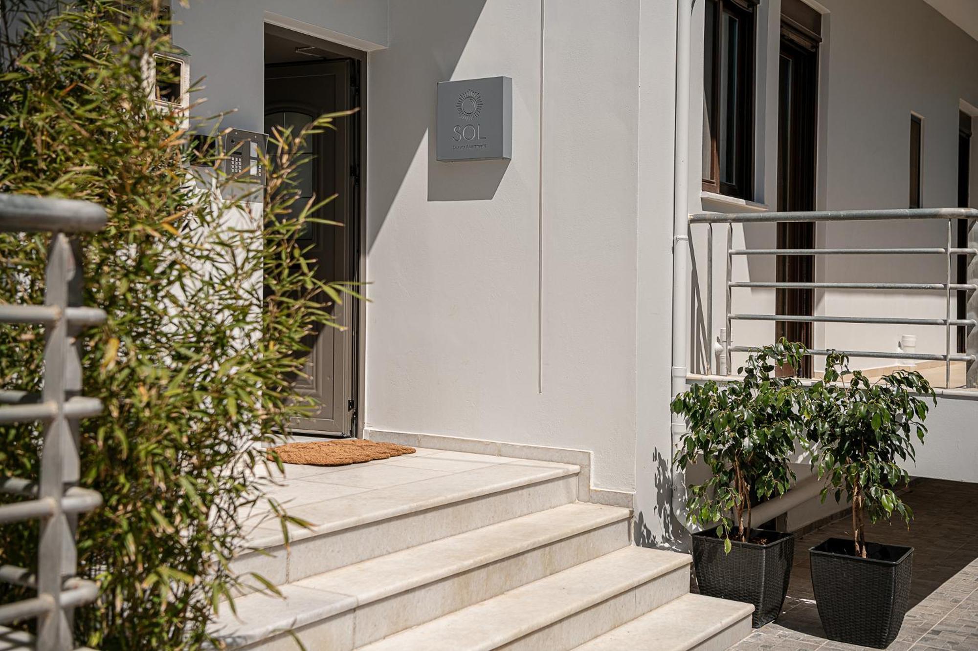 Sol Luxury - Close To The With A Private Mini Pool 公寓 *