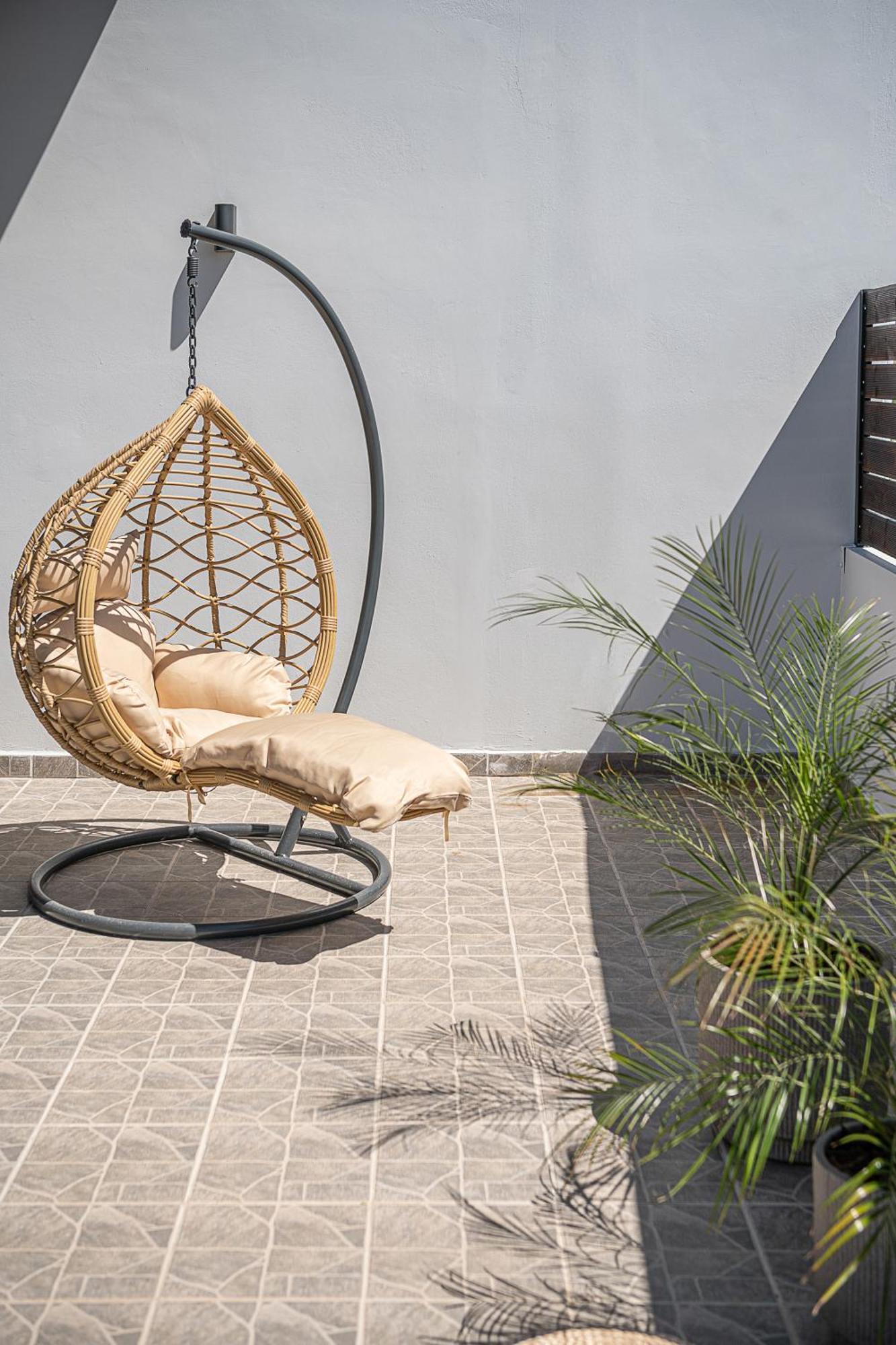 Sol Luxury - Close To The With A Private Mini Pool Hania