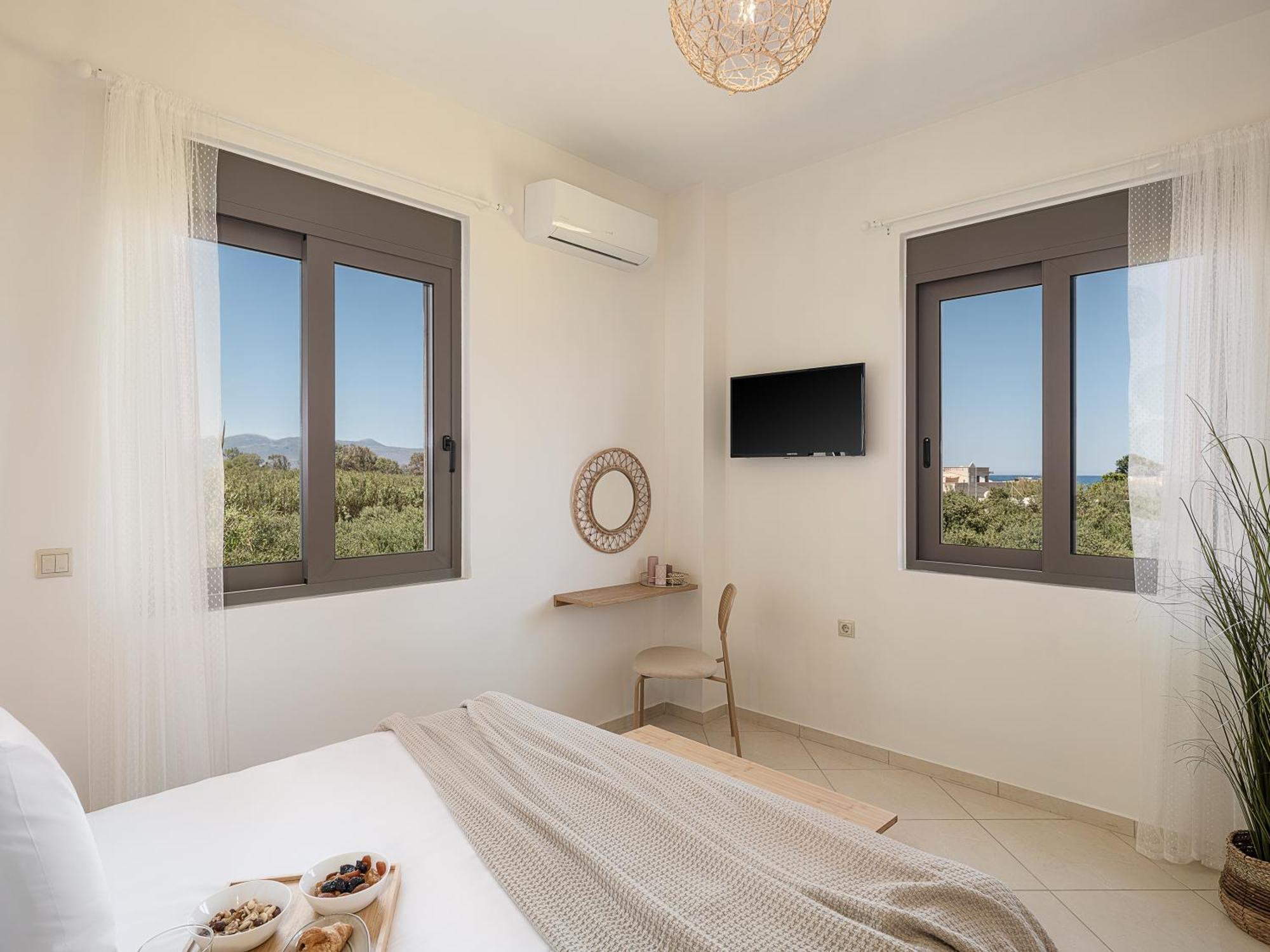 Sol Luxury - Close To The With A Private Mini Pool חאניה